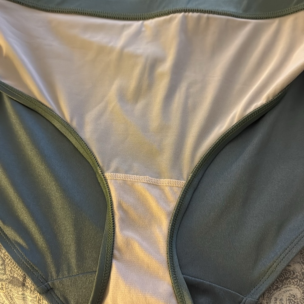 Cacique Olive Green Bikini Set - Picture 3 of 5